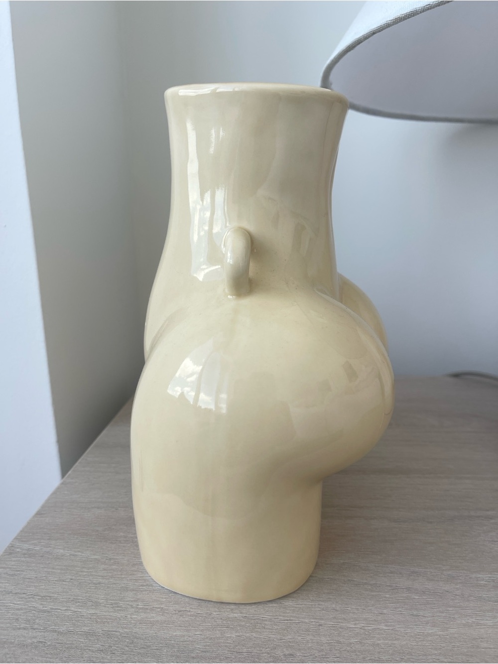 Large Body Shape Vase Glossy Beige - Picture 3 of 5